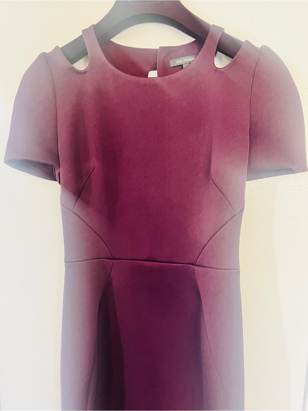 Zac Posen Plum Sheath Dress with Cutout Shoulders 6 - Picture 4 of 10